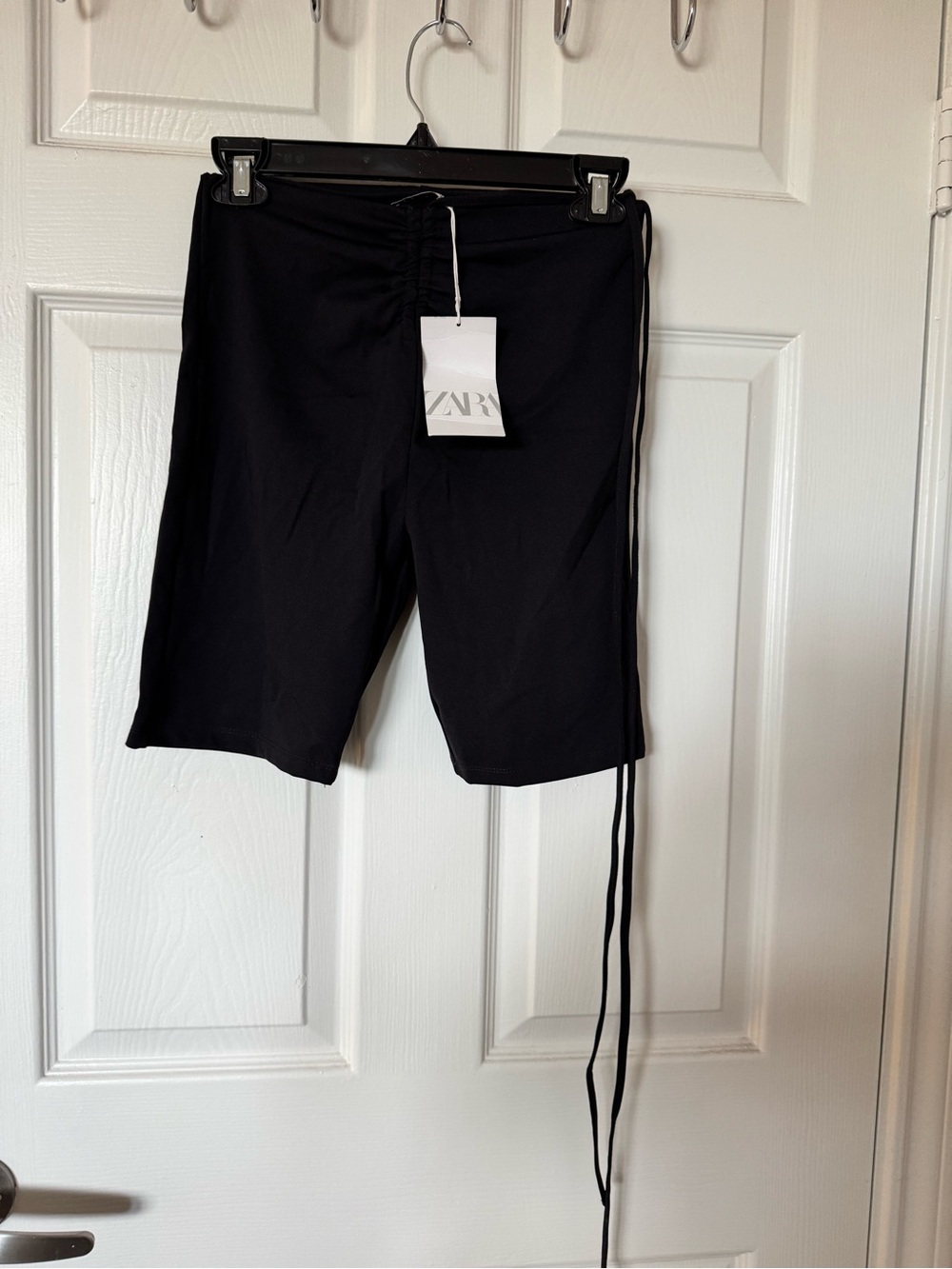 Zara Men’s Black Athletic Drawstring Shorts with Long Ties